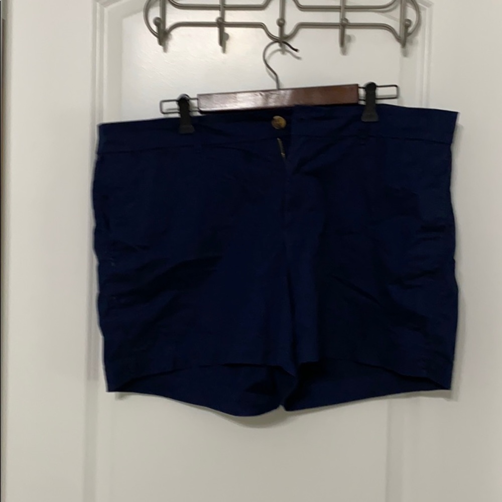 Old Navy - Navy shorts Never Worn